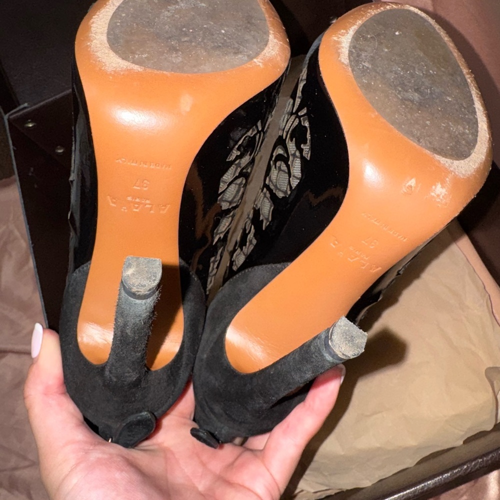 Alaïa black lace booties - Picture 4 of 6